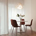 So Fine Petruzzelli Flat