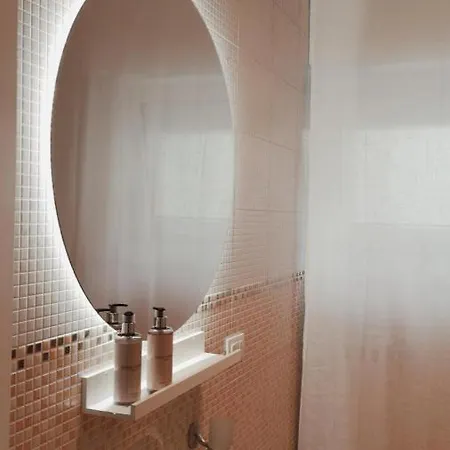 So Fine Petruzzelli Flat Appartamento